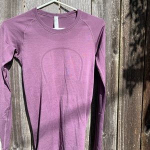 Lululemon long sleeve purple shirt